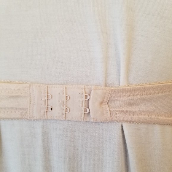 #913N Natori 2 pcs Set: 36A bra and S/M panties. - Picture 13 of 16